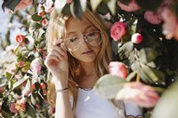 綺麗なメガネのイメージが画像