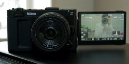 所有しているNikon ZRの画像